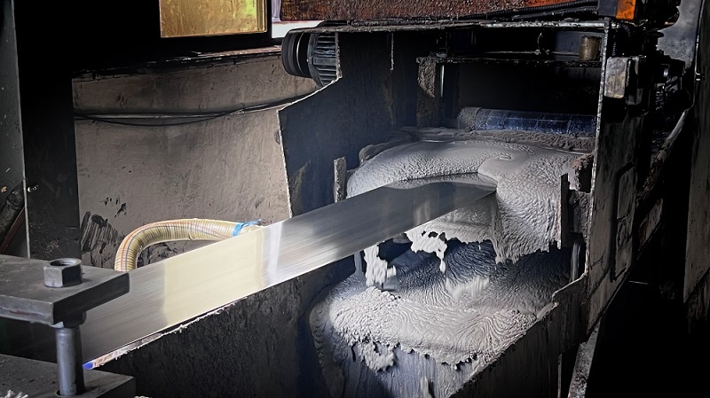 bande d'acier trempé et revenu