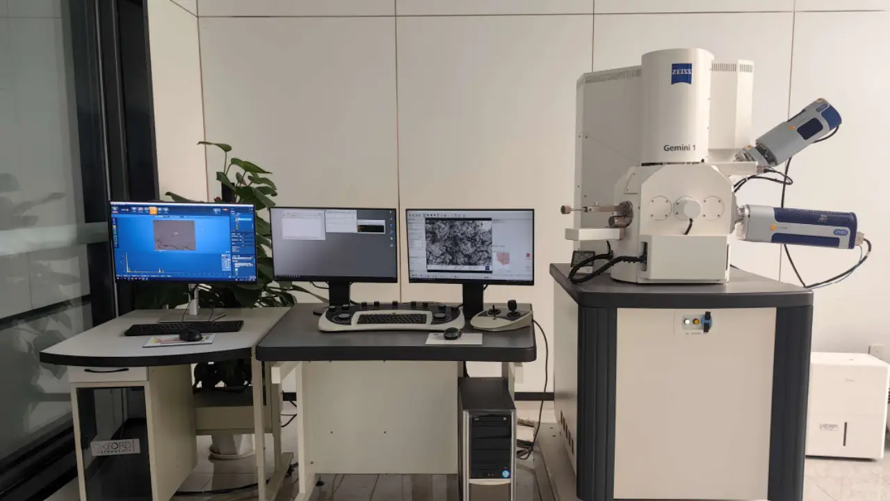 ZEISS Sigma 300 Field Emission Scanning Electron Microscope